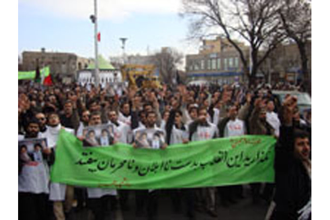 تصویر۴ از راهپیمایی دانشگاهیان تبریز۸-۱۰-۸۸